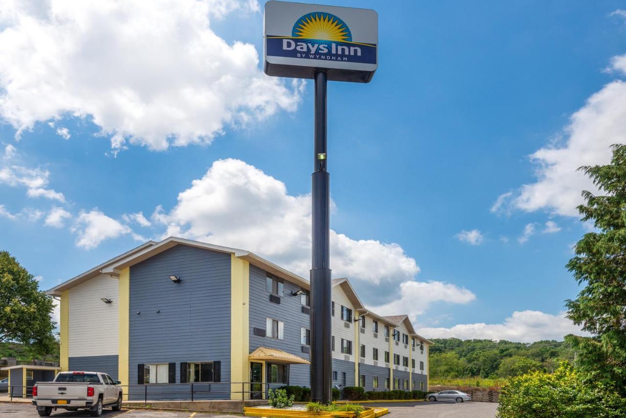 Days Inn By Wyndham Somerset Pa I-70 I-76 Exteriör bild
